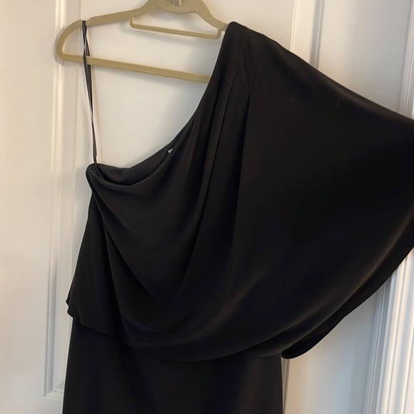 Jessica Simpson asymmetrical dress - Picture 2 of 3